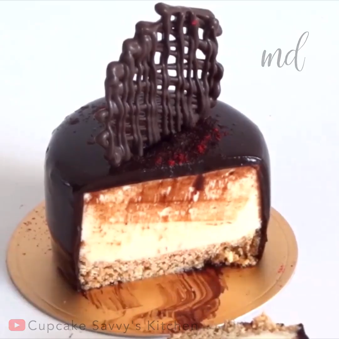 CHOCOLATE MIRROR GLAZE MINI CAKES -   24 mini cake Videos ideas