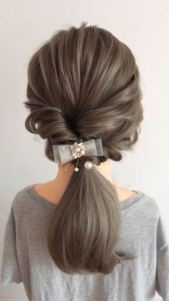 16 hairstyles Step By Step updo ideas