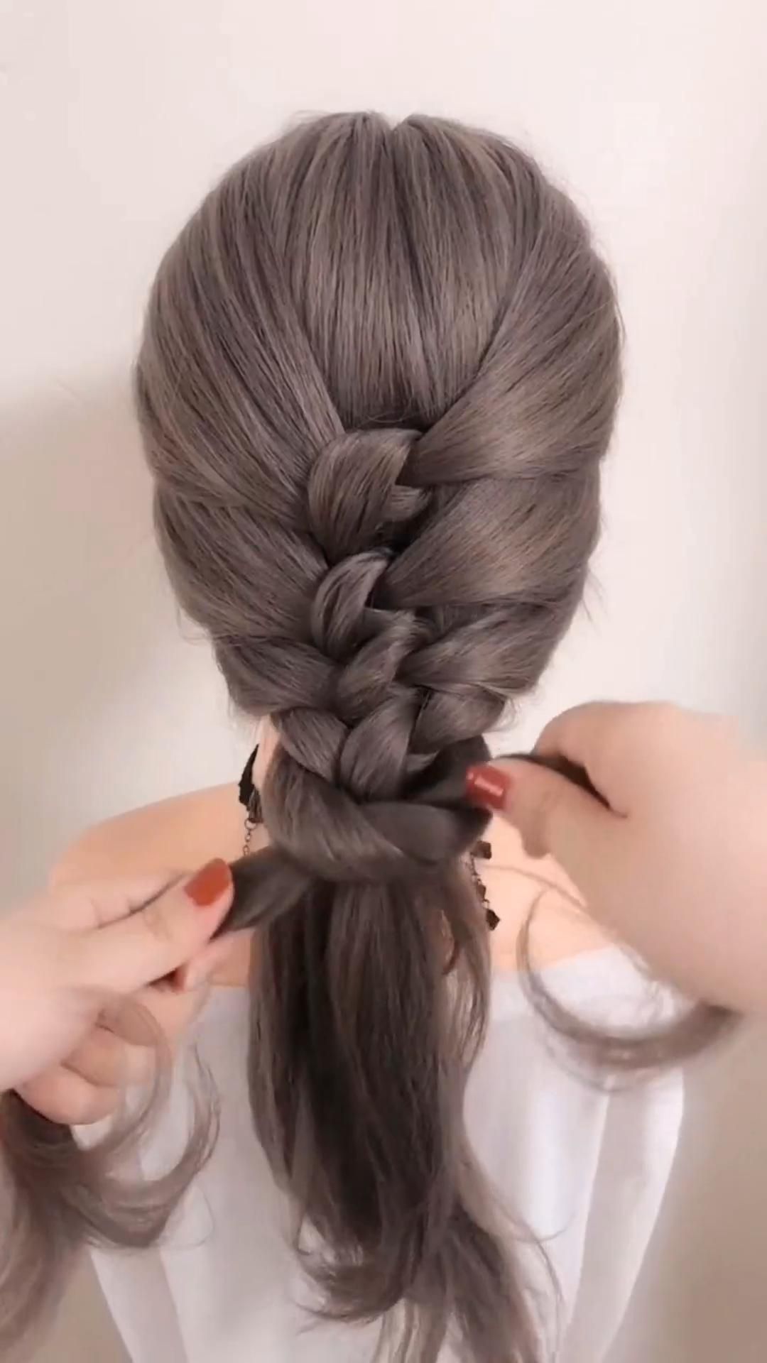 Braids, Buns, and Twists Step by Step Hairstyle Tutorials -   16 hairstyles Step By Step updo ideas