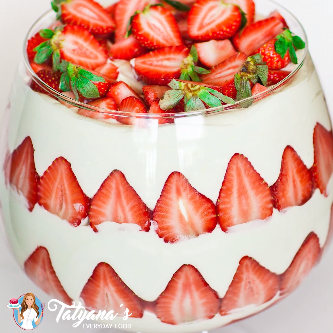 19 desserts Strawberry trifle ideas