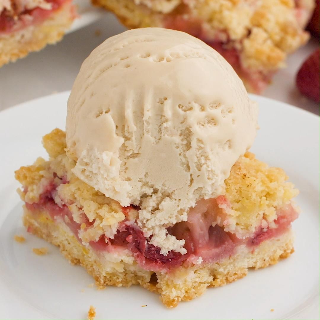 Strawberry Crumb Bars -   25 potluck desserts Videos ideas