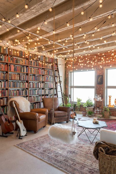 17 Home Libraries That Look Like Something Out Of A Fairytale -   12 living room loft home decor ideas