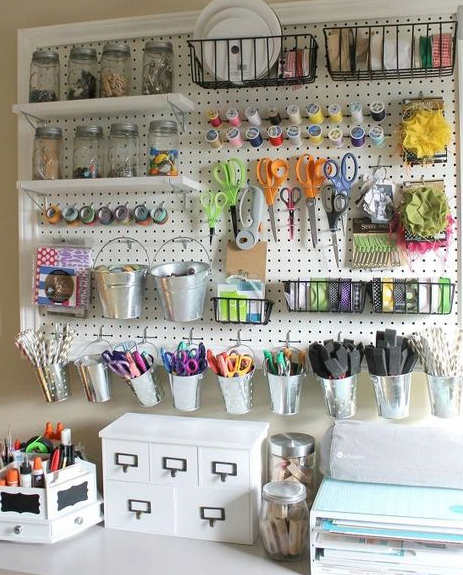 Craft Room Ideas for Small to Big Spaces -   19 diy Art storage ideas