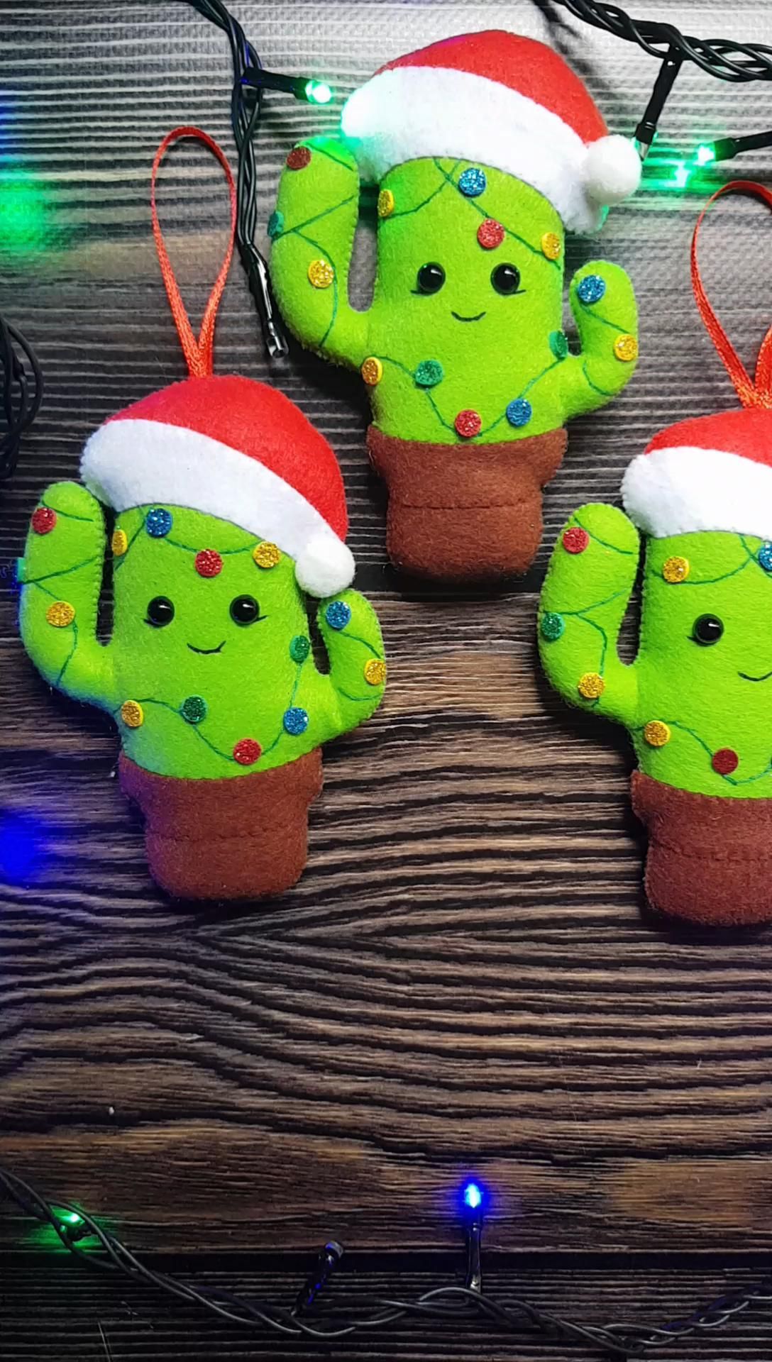 Christmas cactus, desert ornament, felt tree decoration, saguaro cactus -   19 diy Christmas Decorations felt ideas