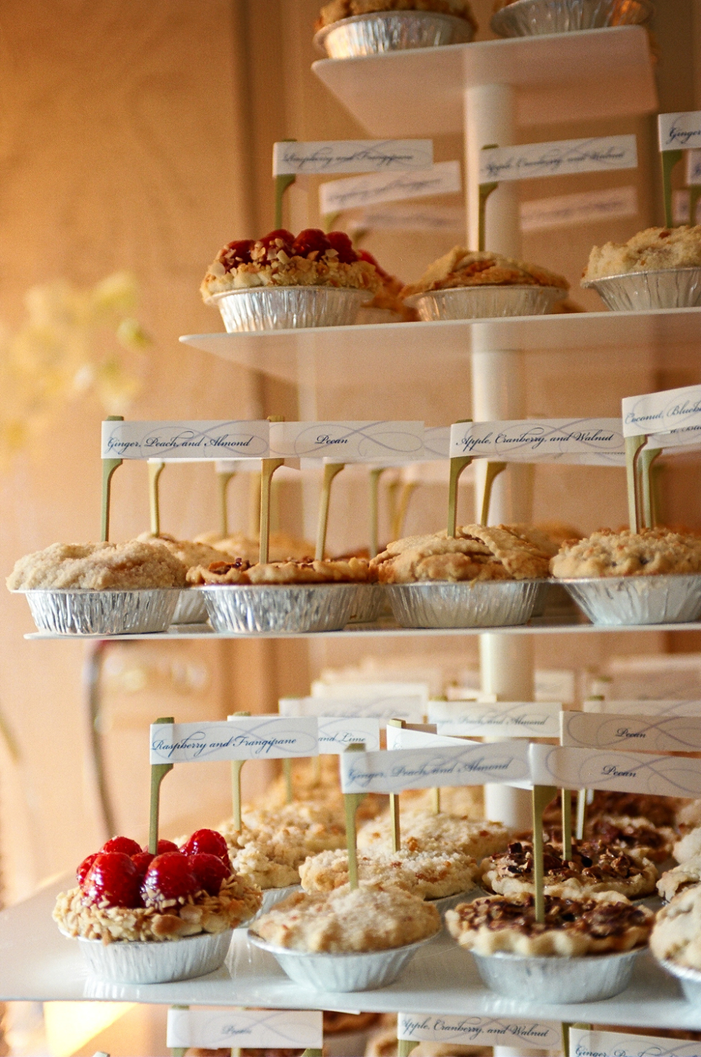 Food Glorious Food! 13 Wedding Food Stations Ideas | OneFabDay.com Ireland -   diy Food wedding
