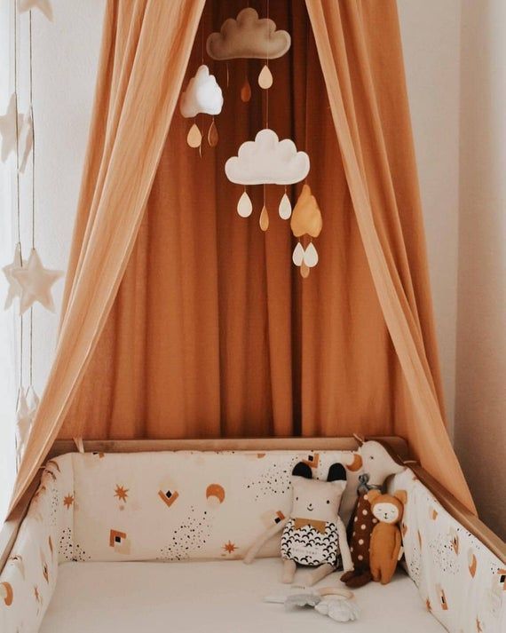 White and Ochre cloud mobile-Neutral gender nursery mobile-neutral baby gift- Ceiling Mobile-Baby mobile-scandi mobile-monochrome mobile-cot -   diy Interieur baby