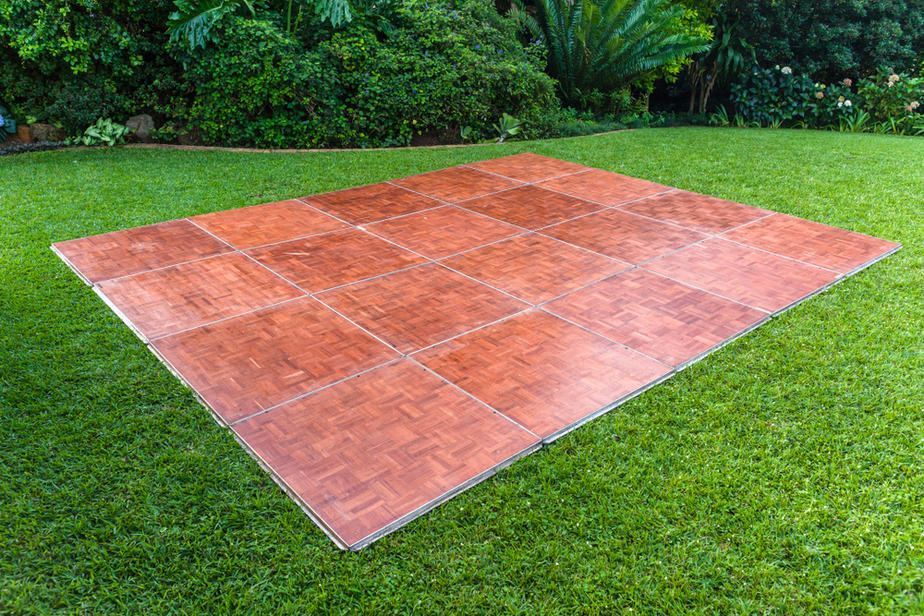 How to Make a Dance Floor in your Backyard: A Few Simple Steps! 2020 -   diy Wedding dance floor