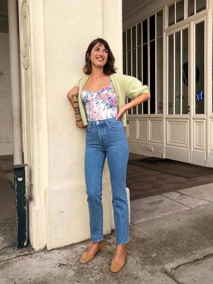 This Is the One Pair of Jeans French Women Are Wearing in 2020 -   jeanne damas style Parisian