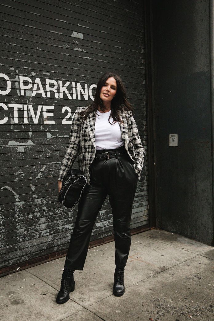 The Best Plus-Size Street Style From New York Fashion Week -   style 90s plus size