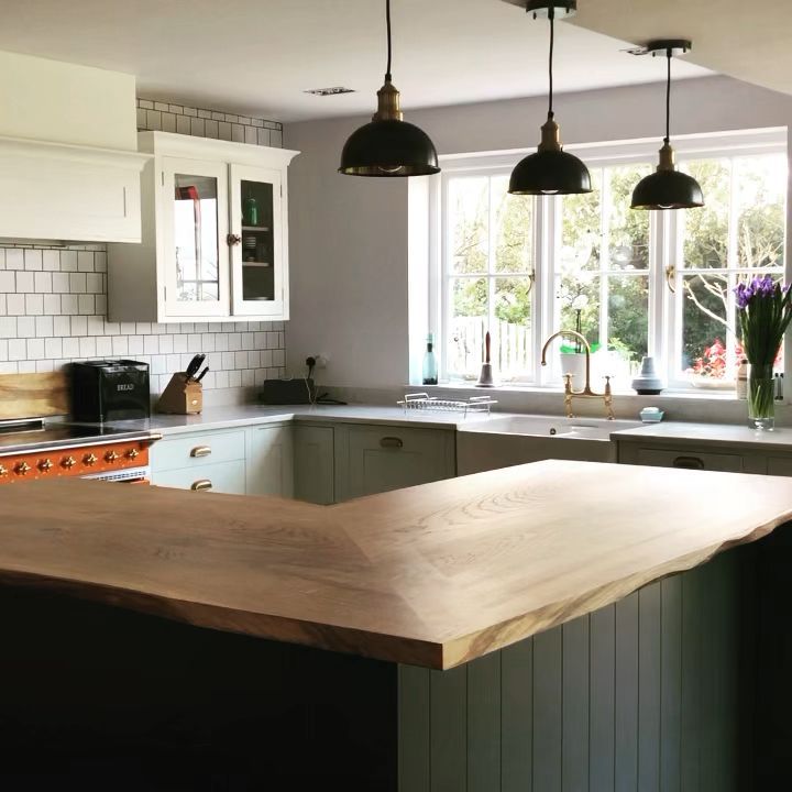 Rustic Wood Kitchen Island Worktop by Earthy Timber -   style Farmhouse cuisine