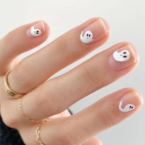 Cute And Creepy Halloween Nail Designs - FASHION COMMENTATOR -   14 halloween nails ideas