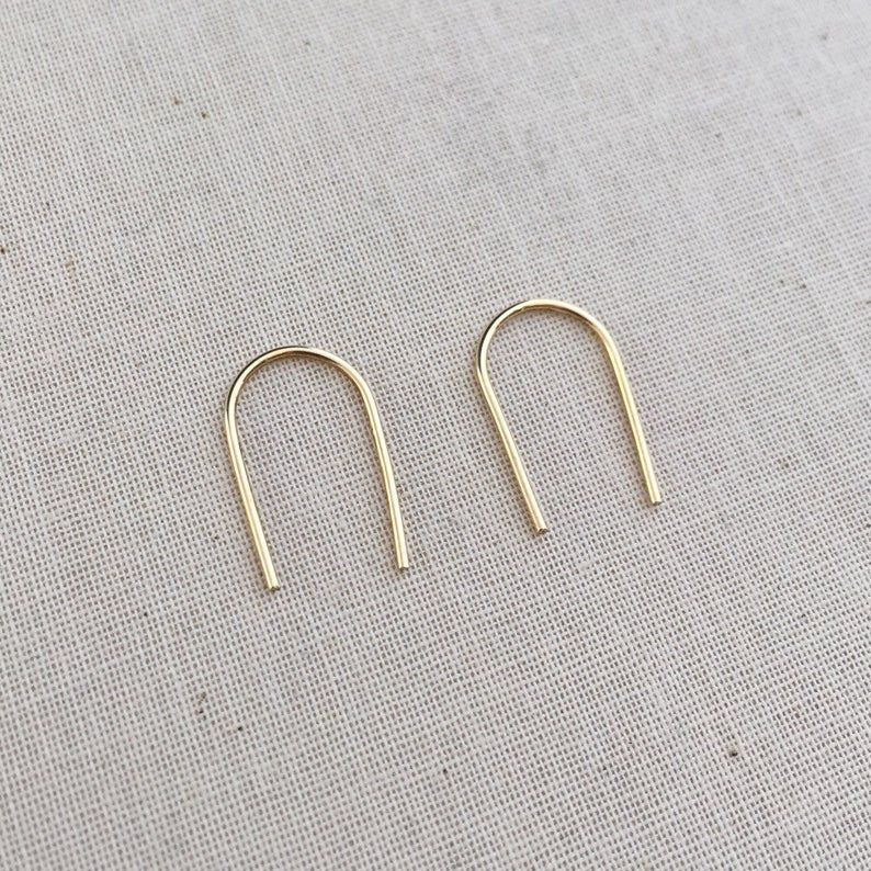 Small Arc Earrings in Gold. Horseshoe Earrings. Basic Everyday Earrings. Everyday Minimalist Earrings -   19 diy Jewelry minimalist ideas