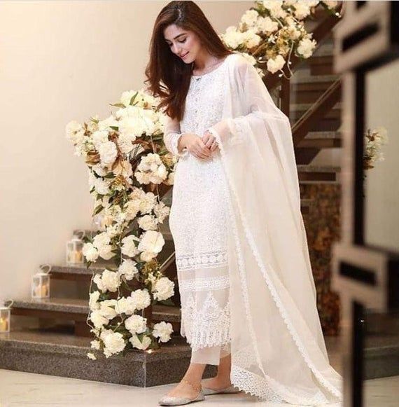 Surprising White beautiful dress indian salwar suit kameez with scarf dupatta Embroidery work weddin -   19 style Dress indian ideas