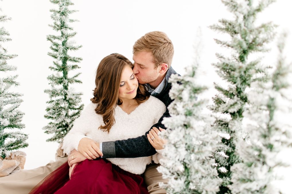 14 christmas photoshoot couples studio ideas