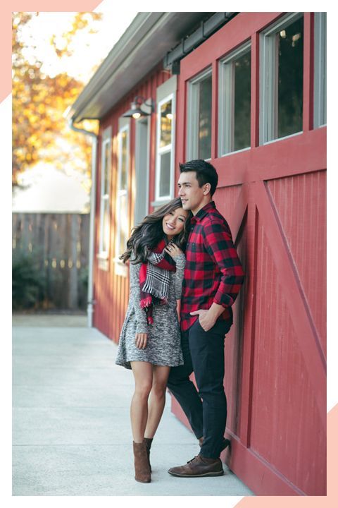 17 christmas photoshoot couples outfits ideas
