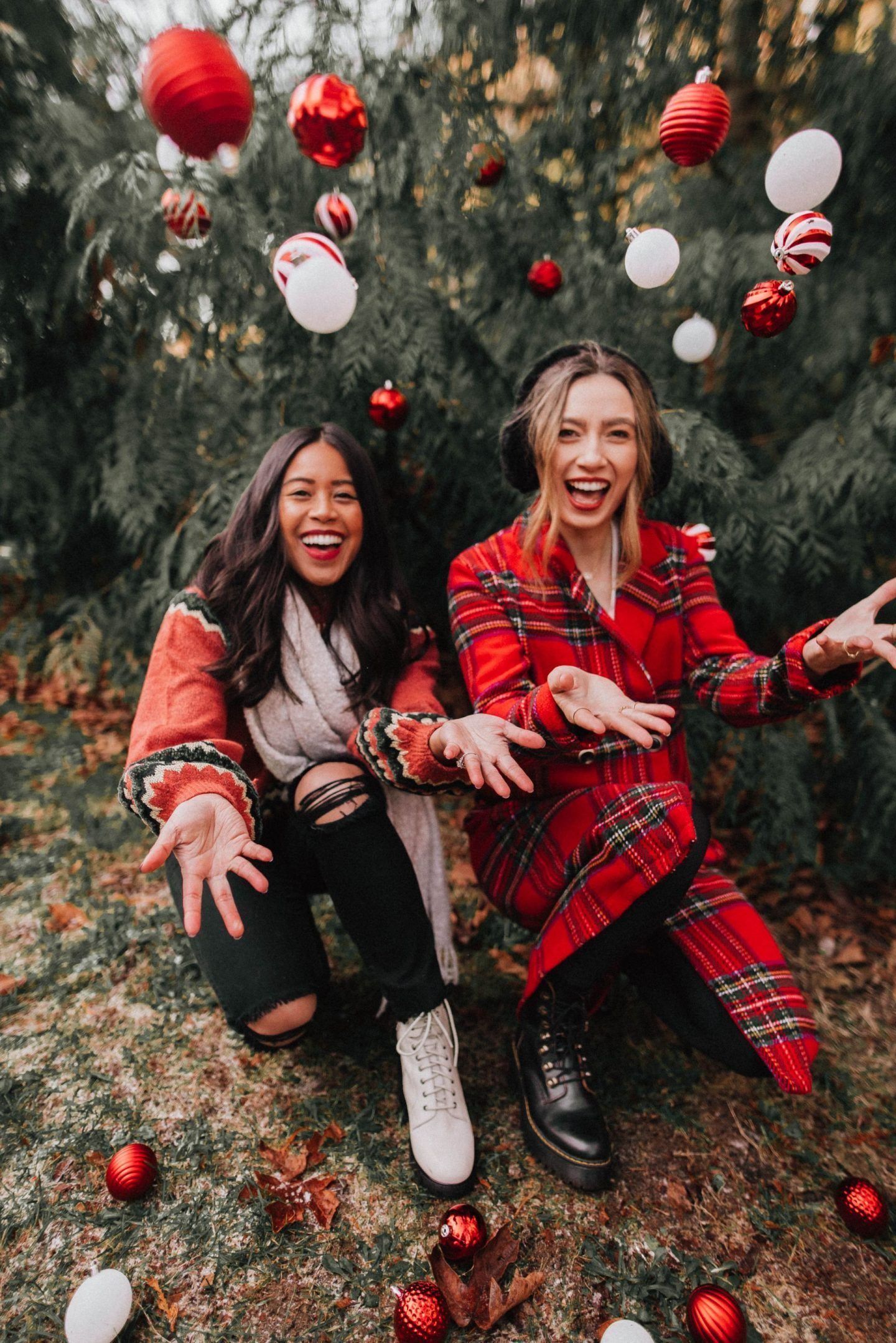 December 2019 - Emma's Edition -   17 christmas photoshoot woman ideas