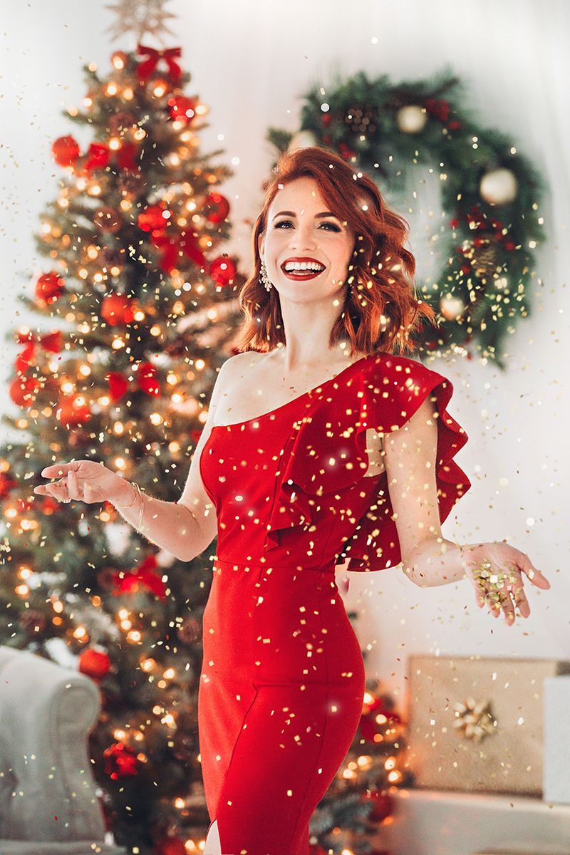 My FAVE RED DRESS (Under $30!) - The Southern Gloss -   17 christmas photoshoot woman ideas
