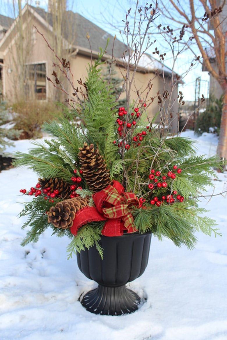 18 christmas decor outdoor fence ideas