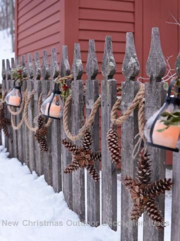 23 Christmas Outdoor Decoration Ideas Are Worth Trying - Outdoor Diy -   18 christmas decor outdoor fence ideas