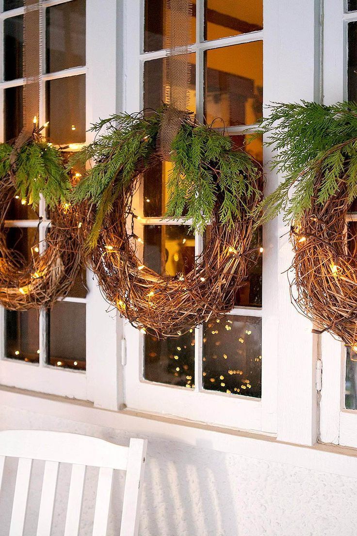 Outdoor Christmas Decorating Ideas -   18 christmas decor outdoor fence ideas