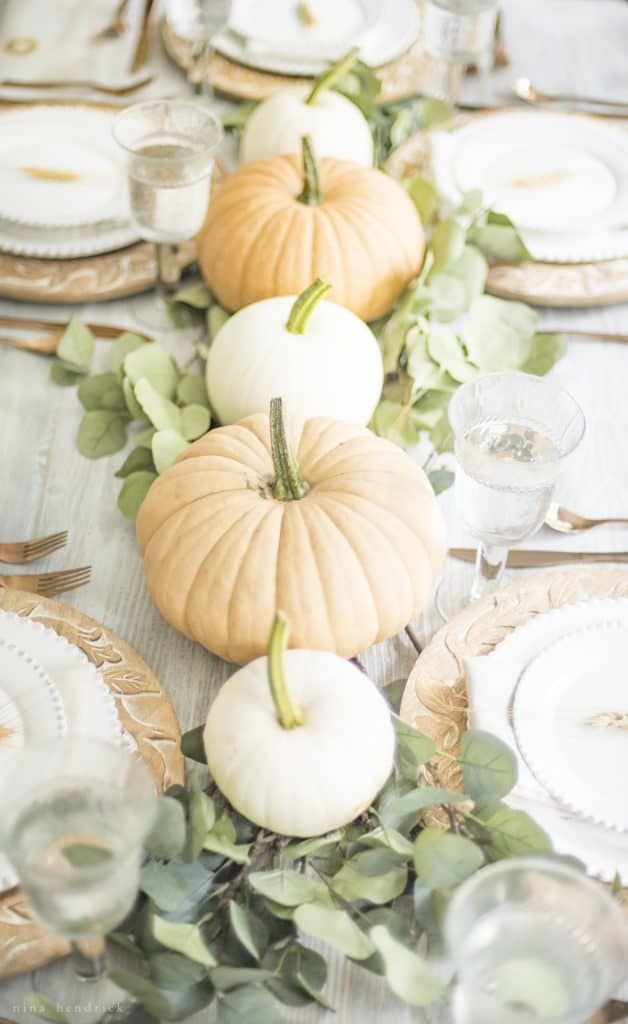 35 Thanksgiving Table Centerpieces That Are Seriously Gorgeous -   18 thanksgiving home decor ideas