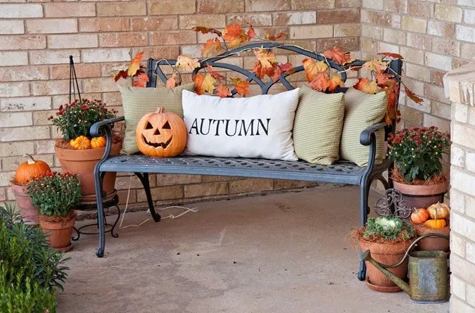 Beautiful 44 Cozy Thanksgiving Porch Decor Ideas -   18 thanksgiving home decor ideas