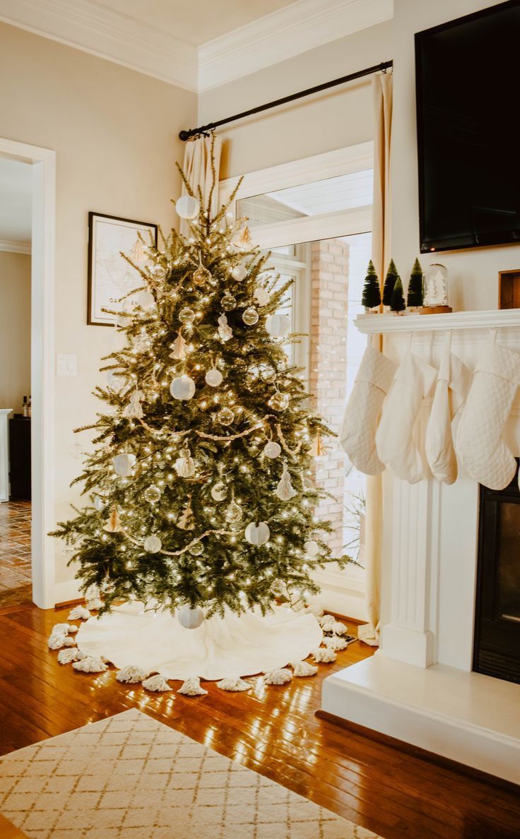 DIY Tasseled Tree Skirt for a Simple Christmas Tree - House On Longwood Lane -   19 christmas tree 2020 simple ideas
