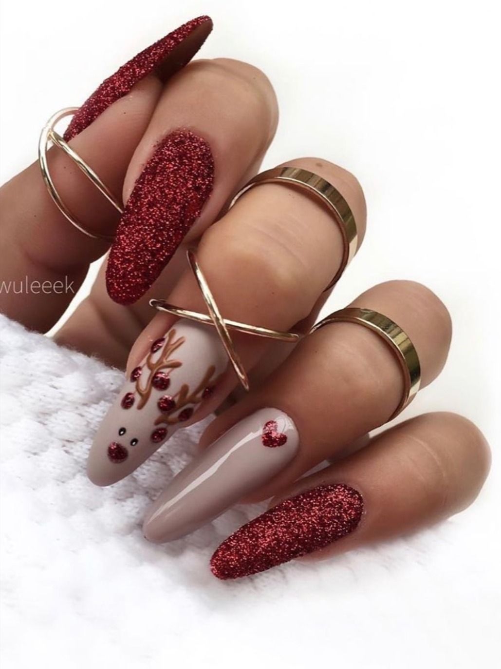 Most Beautiful and Attractive Red Christmas Nails 2019 -   15 christmas nails acrylic coffin simple ideas