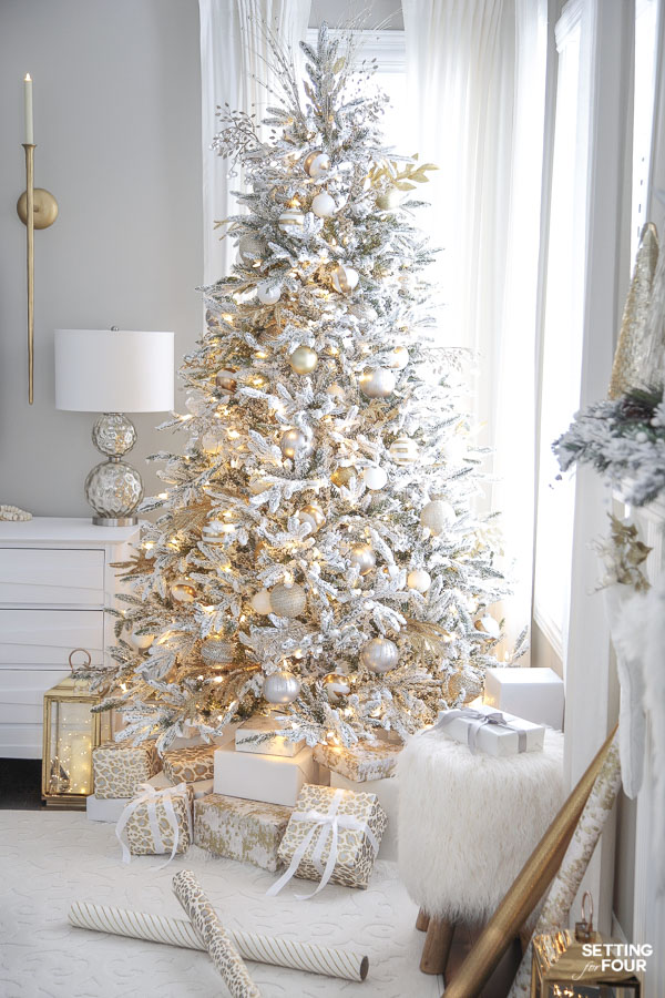 Elegant Gold and White Flocked Christmas Tree -   17 christmas tree decor 2020 gold ideas