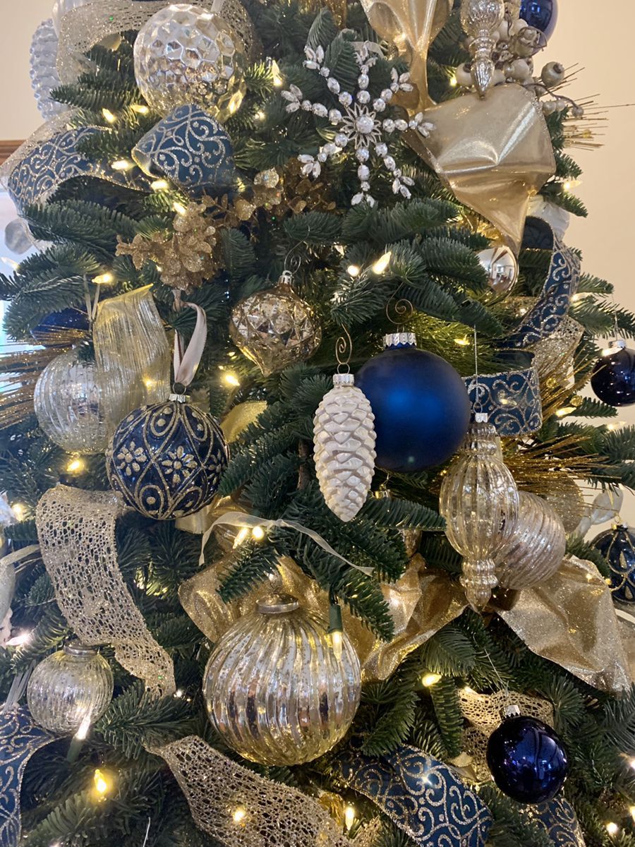 Blue Christmas -   17 christmas tree decor 2020 gold ideas