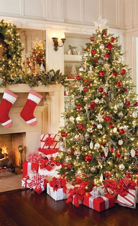 Christmas - The Best Time of the Year! - FashionActivation -   18 christmas tree themes traditional ideas