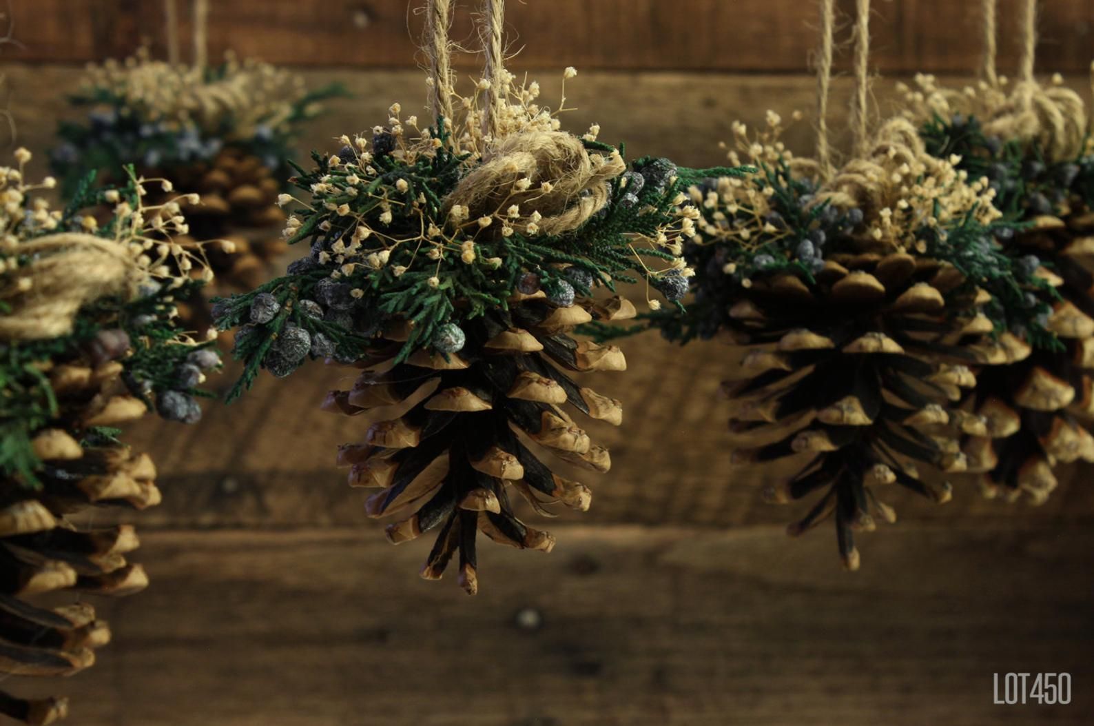 Christmas Decorations, Christmas Tree Ornament, Pine Cone Ornament, Natural Rustic Woodland Holiday Decor, Preserved Evergreens, Dry Flower -   18 rustic tree topper pine cones ideas