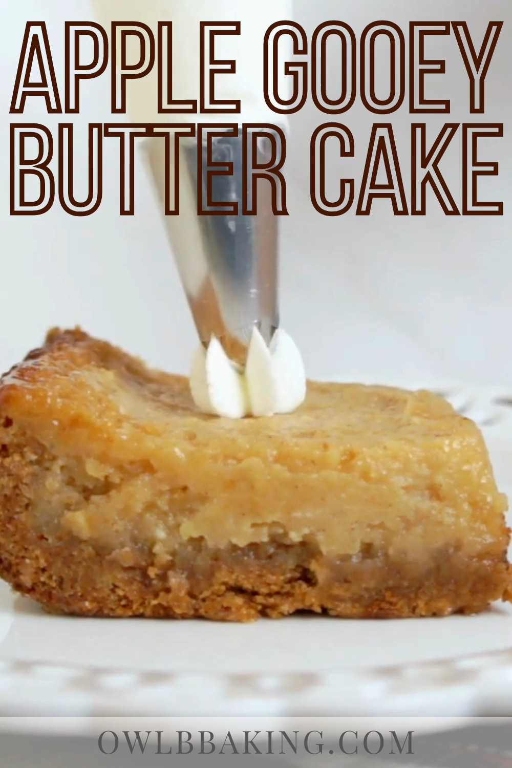 Apple Gooey Butter Cake -