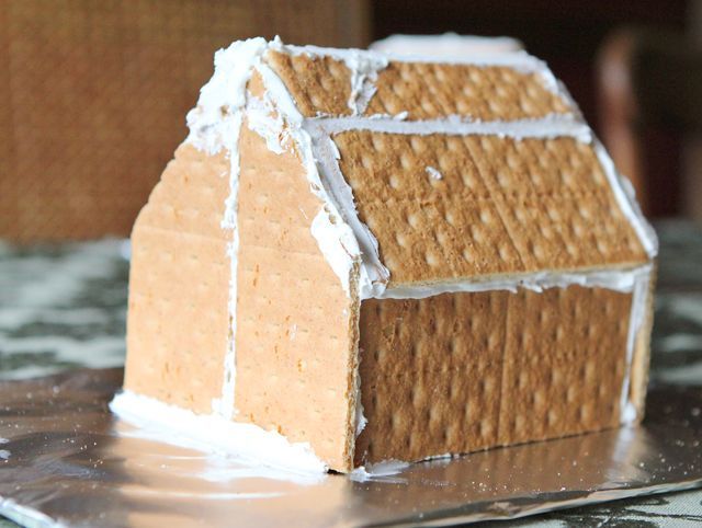 Two Tips for Easy, No-Bake Gingerbread Houses -   19 gingerbread house candy list kids ideas