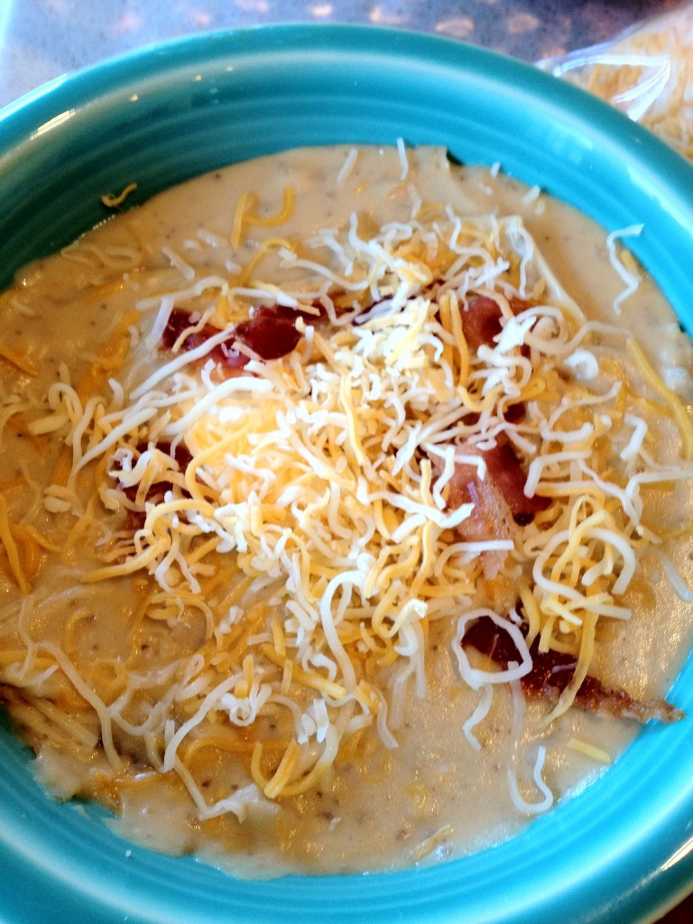 Crock pot loaded baked potato soup with NO heavy cream – simmer all day ...